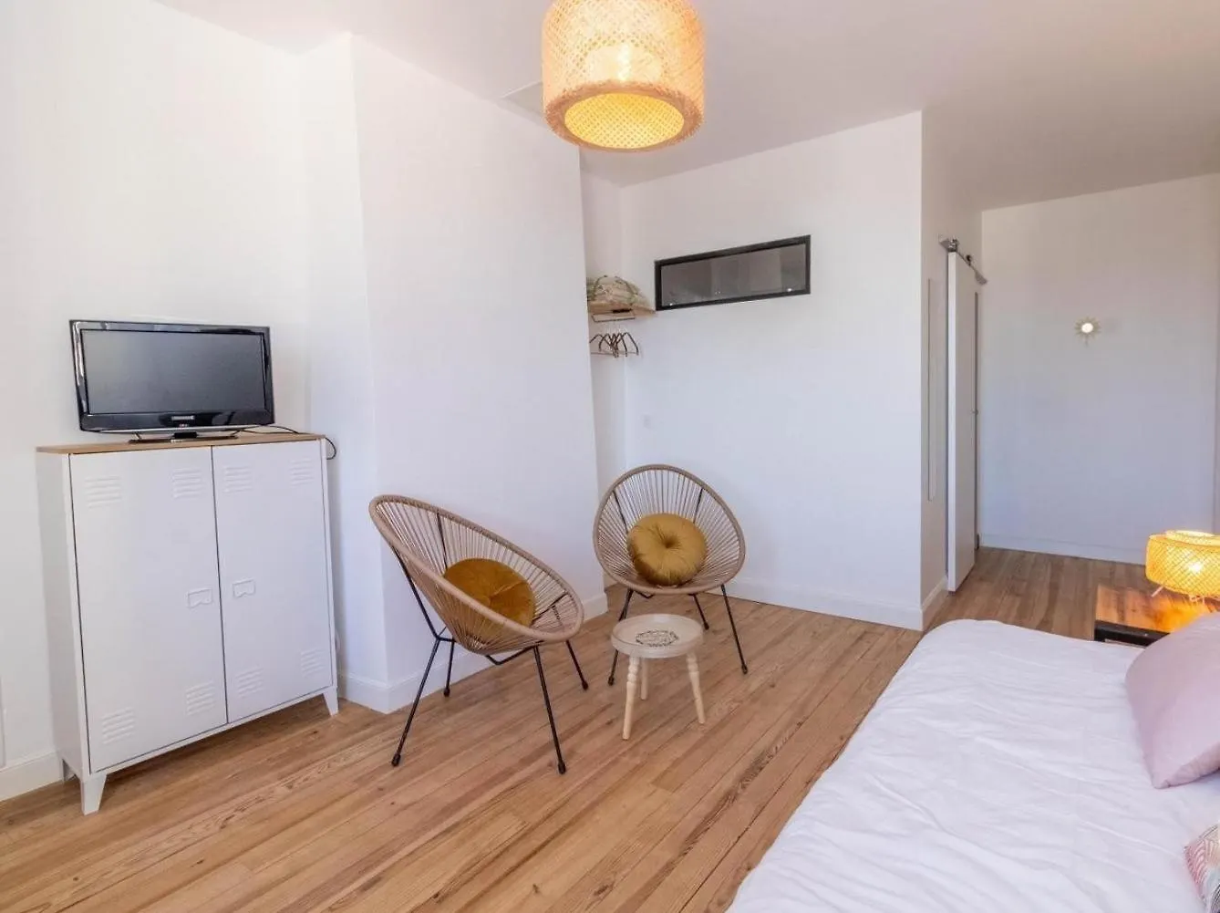 Holiday home Jolie Maison Juillan 